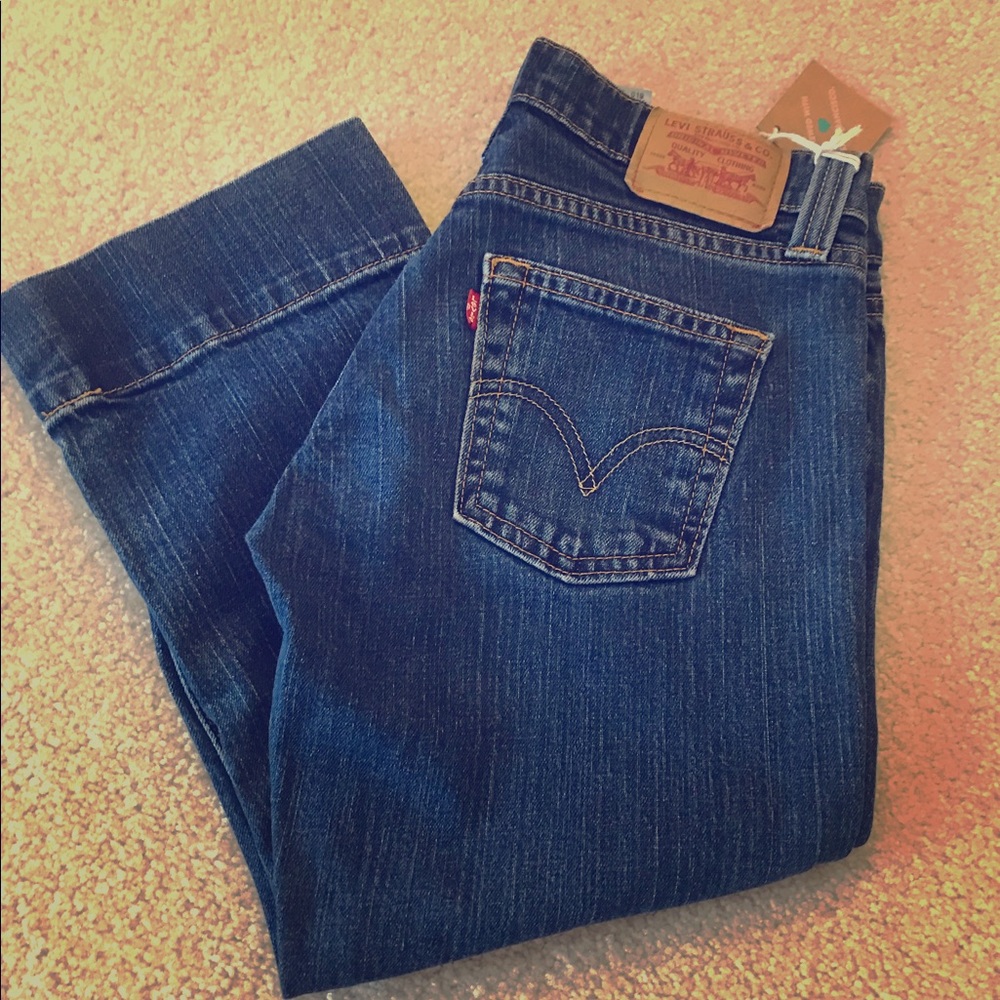 🎃 Levi’s low slouch stretch capris